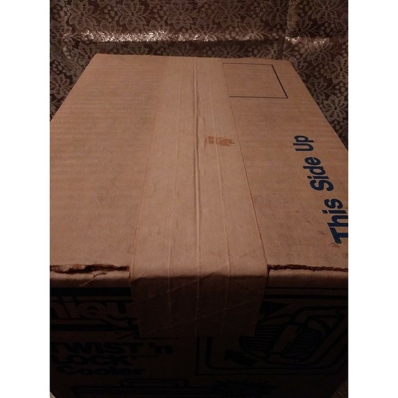 UNIQUE Twist n Lock Ice Cooler 1983 Aladdin New In Orginal Box Rare Vintage - Picture 8 of 9